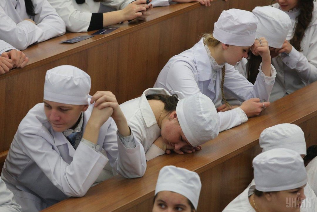 Минздрав Украины будет признавать последипломное образование на Западе