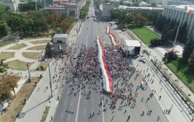 В Молдове проходит митинг за объединение с Румынией