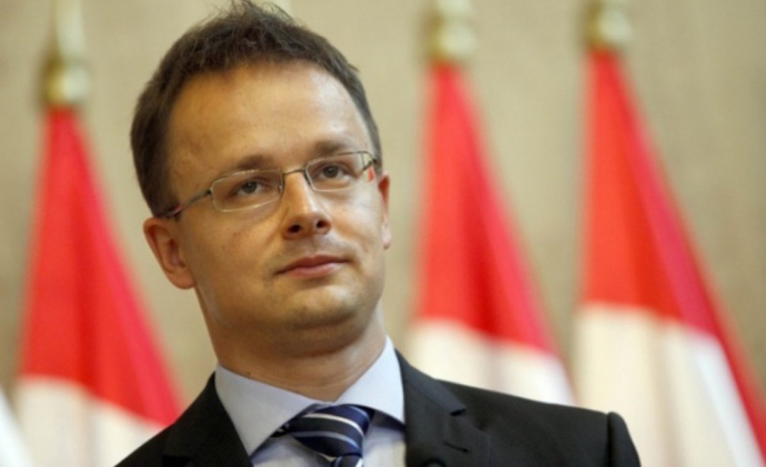 Сийярто заявил, что Венгрия продолжит блокировать комиссию Украина-НАТО