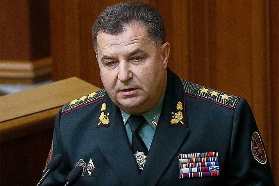 За взрывы на складах боеприпасов наказали 20 генералов — Полторак