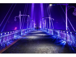 IntiLED реализовал проект освещения моста в подарок влюблённым