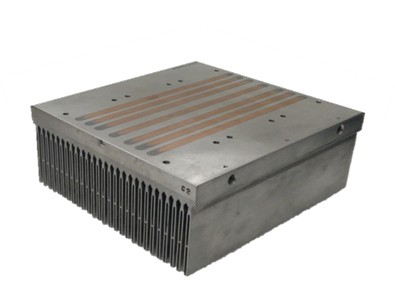 Встроенный Heat-Pipe от Mersen радиатор с воздушным охлаждением для электроники с высокой удельной мощностью