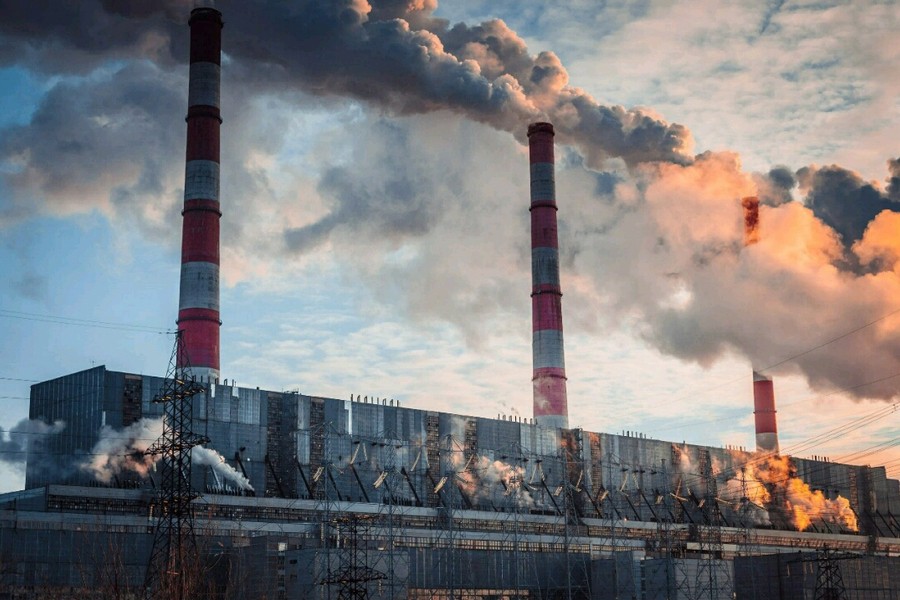 Германская электроэнергетика отказывается от угля и атома