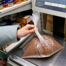 Стоимость гречки в России упала до рекордной цены Стоимость гречки в России упала до рекордной цены