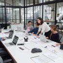 Работа мечты: 6 лучших офисных интерьеров из фильмов Работа мечты: 6 лучших офисных интерьеров из фильмов