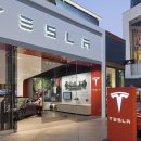 Вице-президент Tesla уходит из компании Вице-президент Tesla уходит из компании
